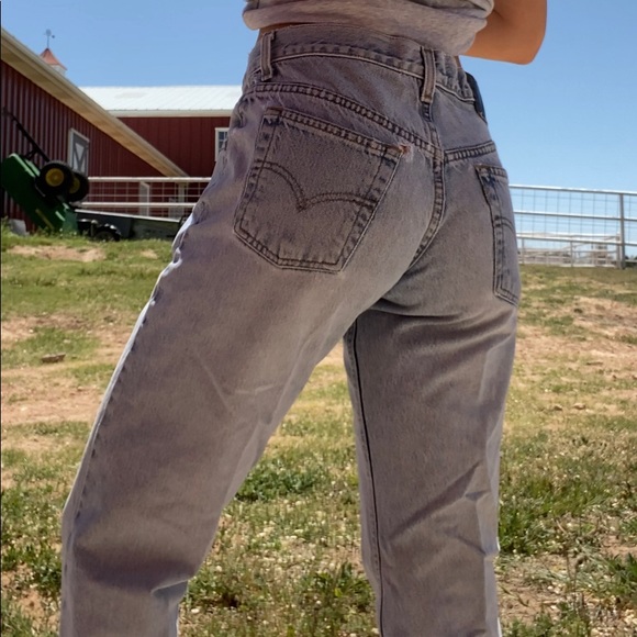 501 Levi Vintage Silver Tab Loose Fit Jeans - Picture 3 of 9